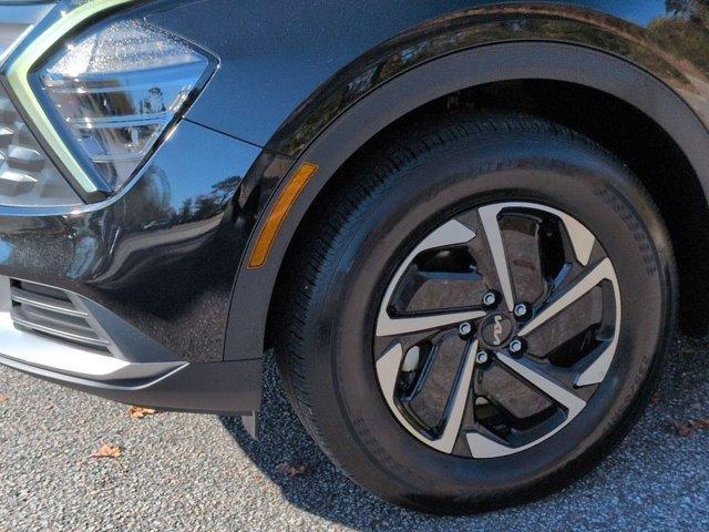 used 2025 Kia Sportage Hybrid car, priced at $27,277