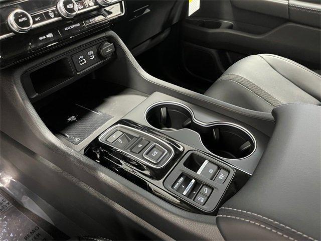 new 2025 Honda Pilot car, priced at $49,803