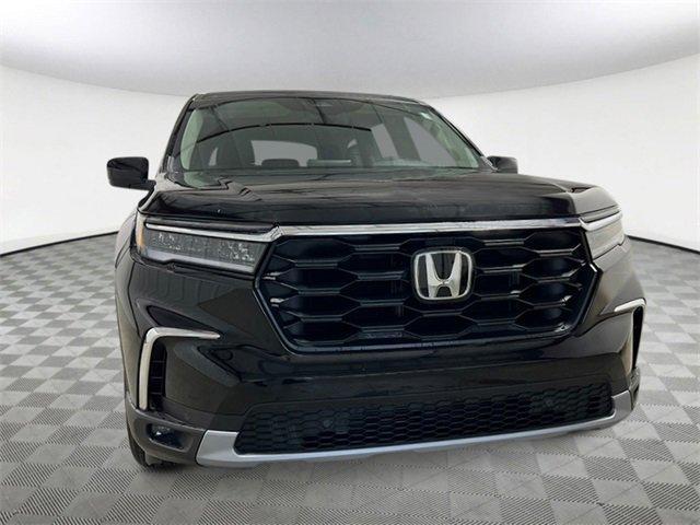 new 2025 Honda Pilot car, priced at $44,268