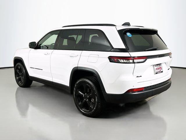 used 2025 Jeep Grand Cherokee car, priced at $40,395