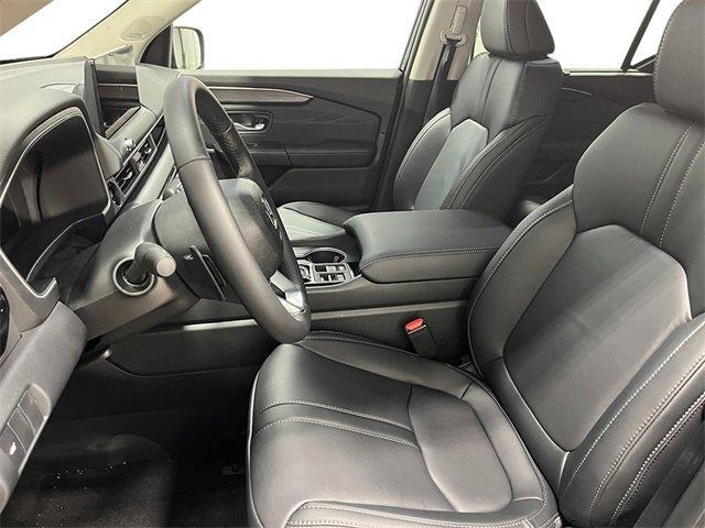 new 2026 Honda Pilot car, priced at $51,545