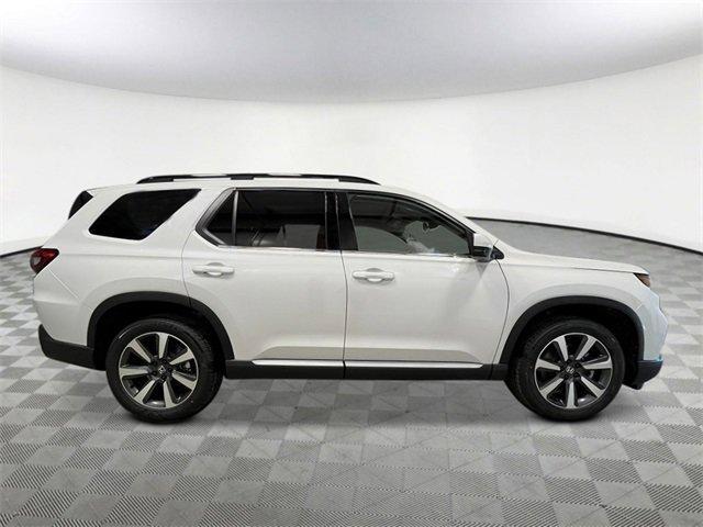 new 2025 Honda Pilot car, priced at $47,703