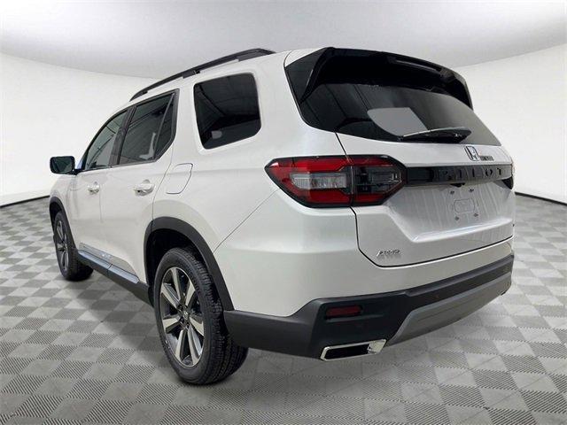 new 2025 Honda Pilot car, priced at $47,703