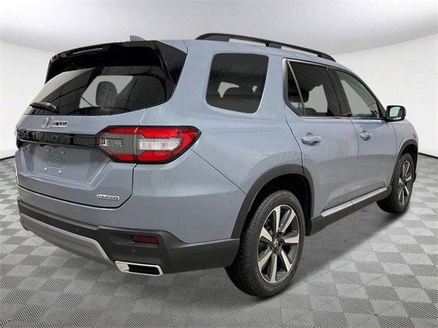 new 2025 Honda Pilot car, priced at $47,703