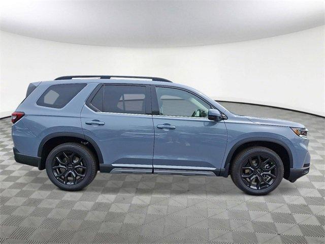 new 2025 Honda Pilot car, priced at $49,938