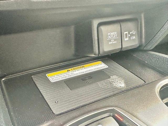 used 2022 Honda Pilot car, priced at $29,695