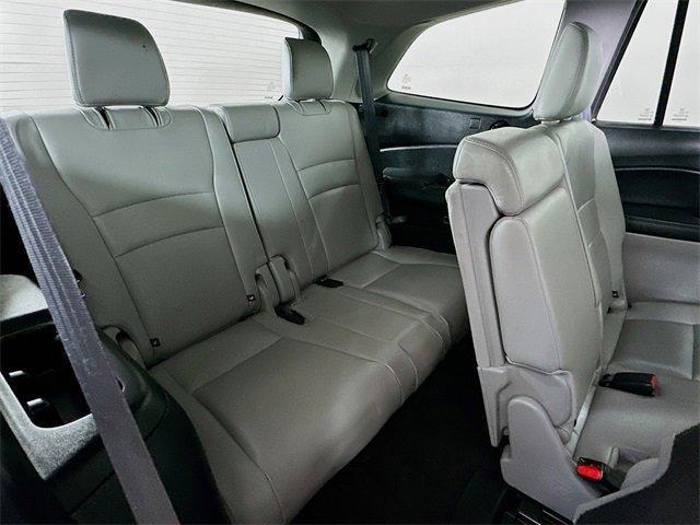 used 2021 Honda Pilot car, priced at $26,100