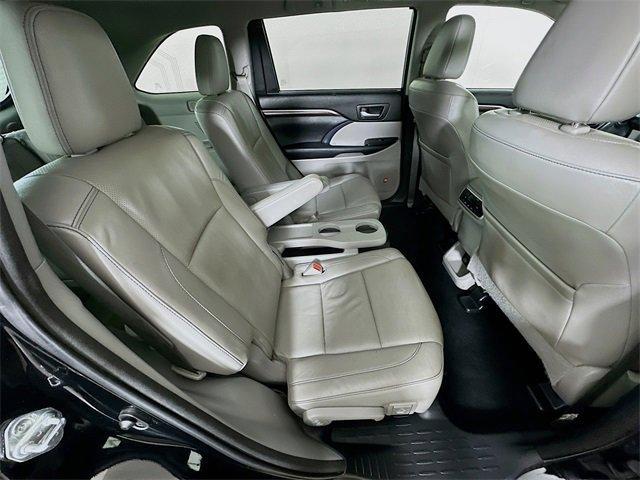used 2014 Toyota Highlander car, priced at $16,886