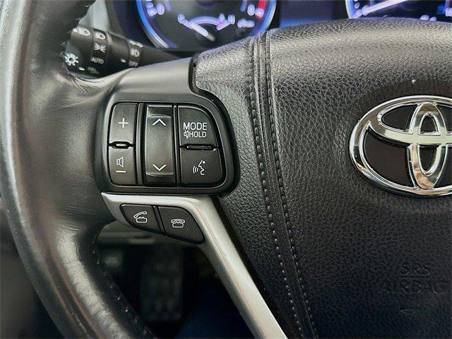used 2014 Toyota Highlander car, priced at $16,886