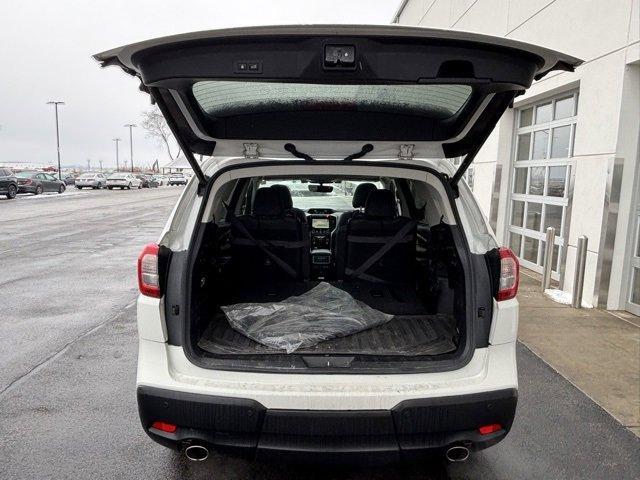 used 2022 Subaru Ascent car, priced at $25,395