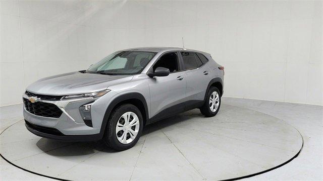 used 2024 Chevrolet Trax car, priced at $18,995