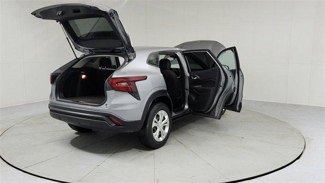 used 2024 Chevrolet Trax car, priced at $18,995