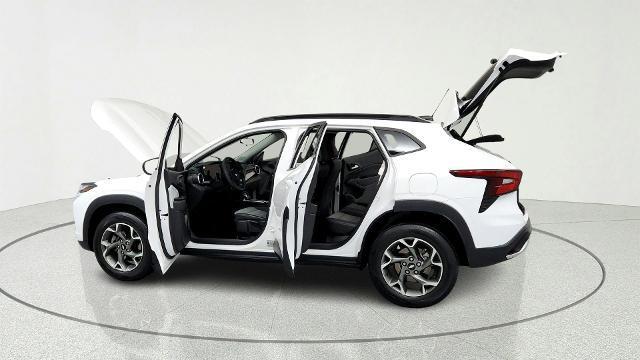 used 2024 Chevrolet Trax car, priced at $21,495