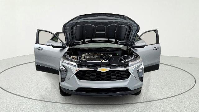 used 2025 Chevrolet Trax car, priced at $20,895