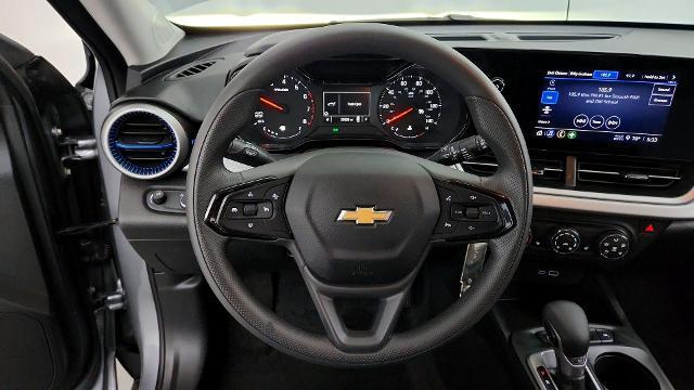 used 2025 Chevrolet Trax car, priced at $20,895