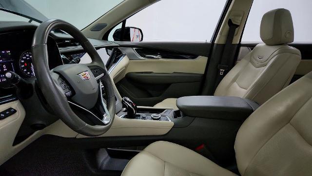 used 2024 Cadillac XT6 car, priced at $42,995