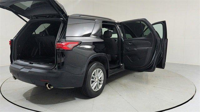 used 2023 Chevrolet Traverse car, priced at $24,995