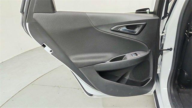 2022 Summit White Chevrolet Malibu