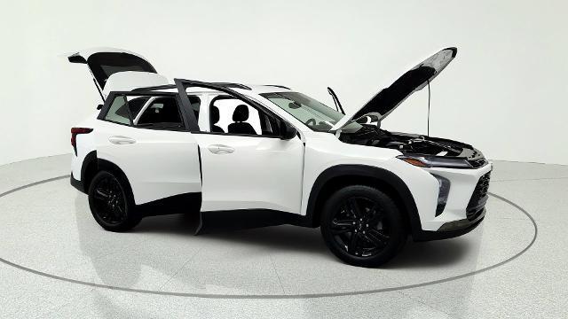 used 2024 Chevrolet Trax car, priced at $23,609