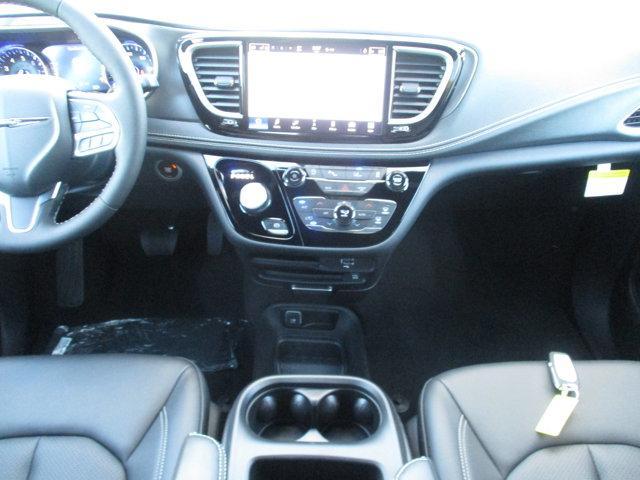 new 2026 Chrysler Pacifica car, priced at $44,995