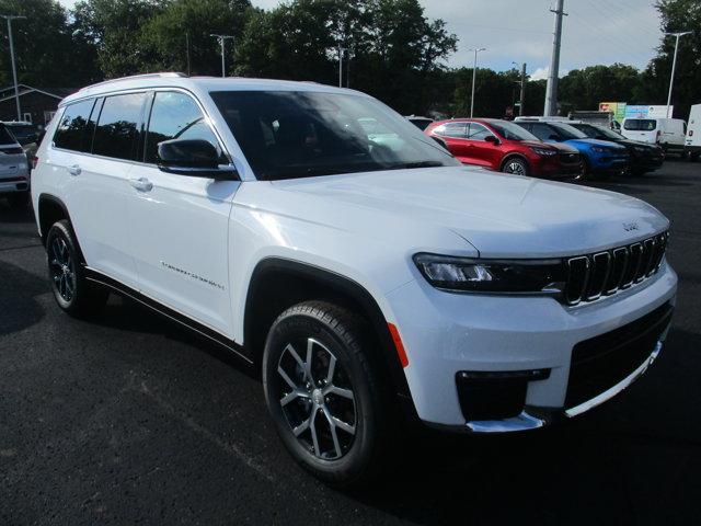new 2025 Jeep Grand Cherokee L car, priced at $44,495