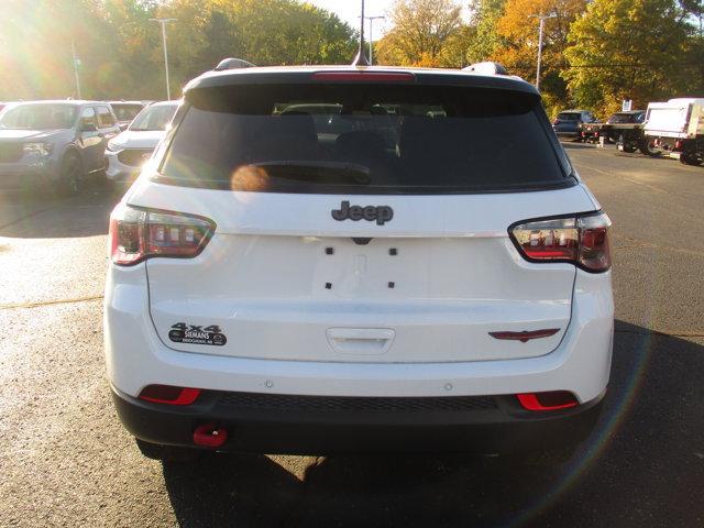 new 2026 Jeep Compass car, priced at $33,995
