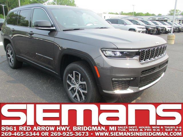 new 2025 Jeep Grand Cherokee L car, priced at $44,495