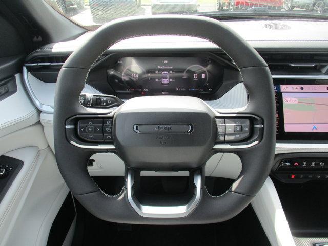 new 2026 Jeep Cherokee car, priced at $44,495