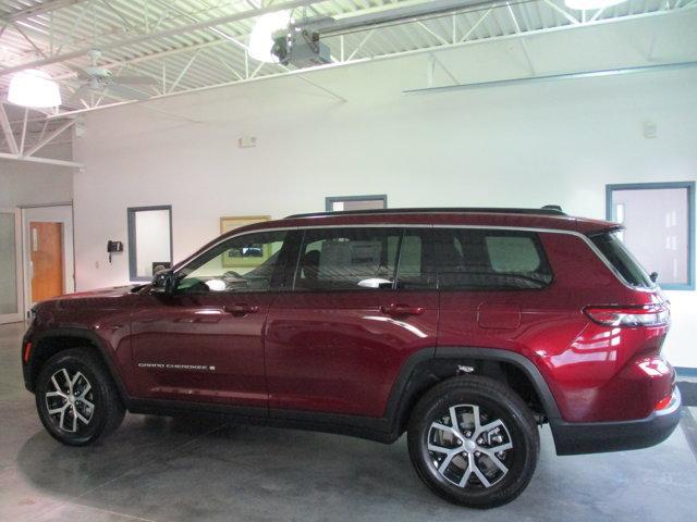 new 2025 Jeep Grand Cherokee L car, priced at $44,995