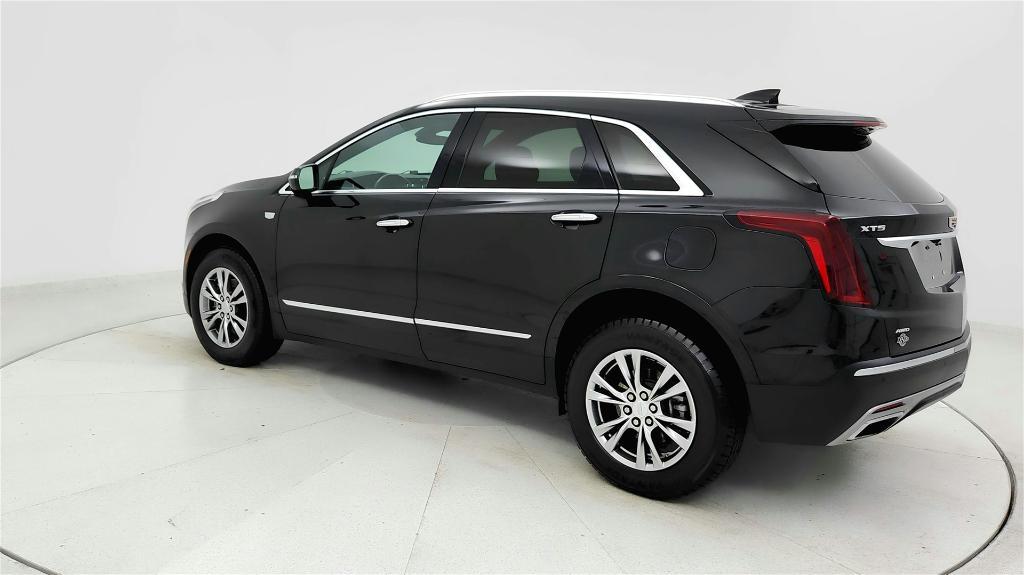 used 2023 Cadillac XT5 car, priced at $32,171