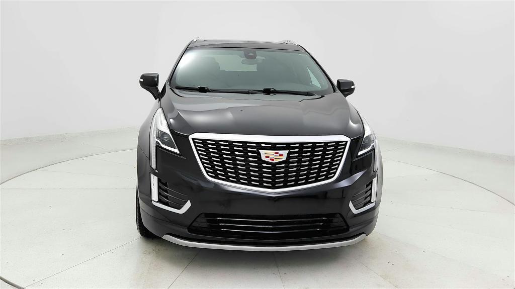used 2023 Cadillac XT5 car, priced at $32,171