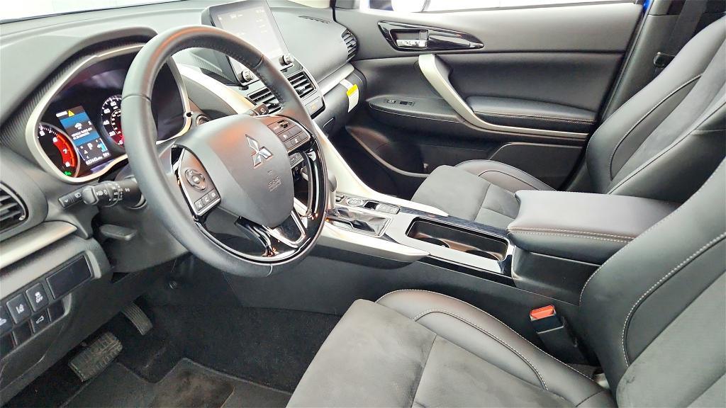 used 2025 Mitsubishi Eclipse Cross car, priced at $20,551