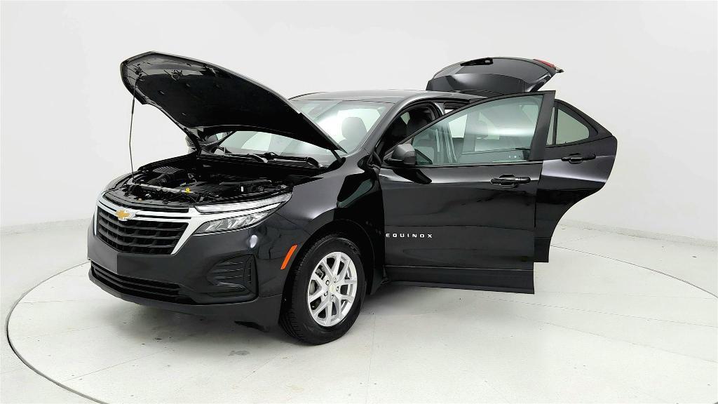 used 2023 Chevrolet Equinox car, priced at $17,999
