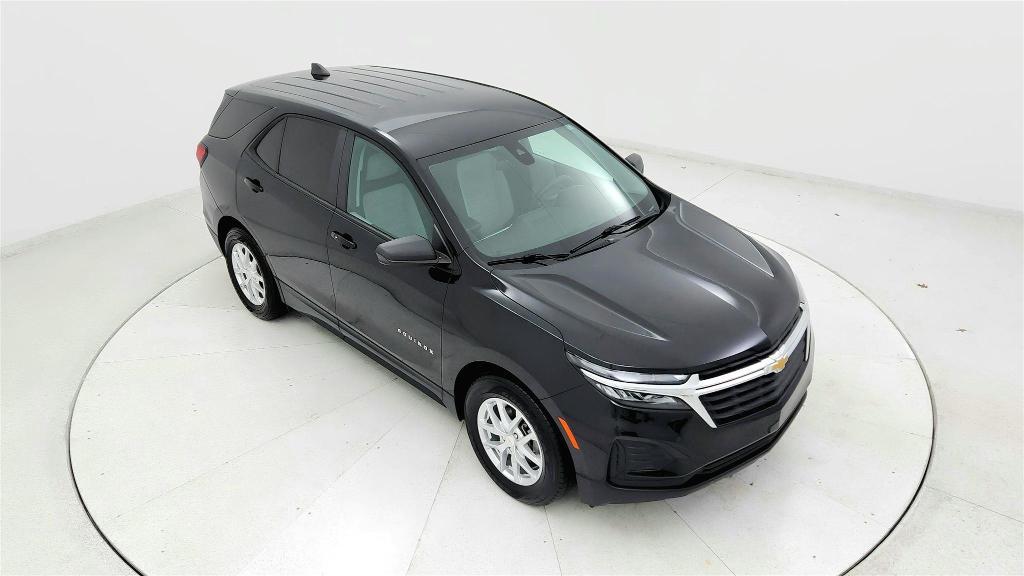used 2023 Chevrolet Equinox car, priced at $17,999