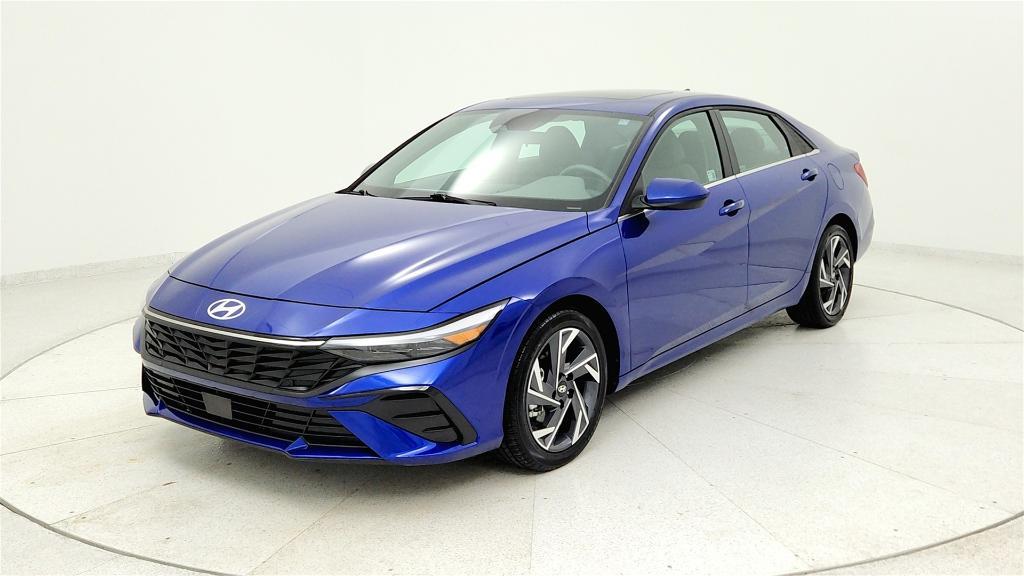 used 2025 Hyundai Elantra car, priced at $20,596