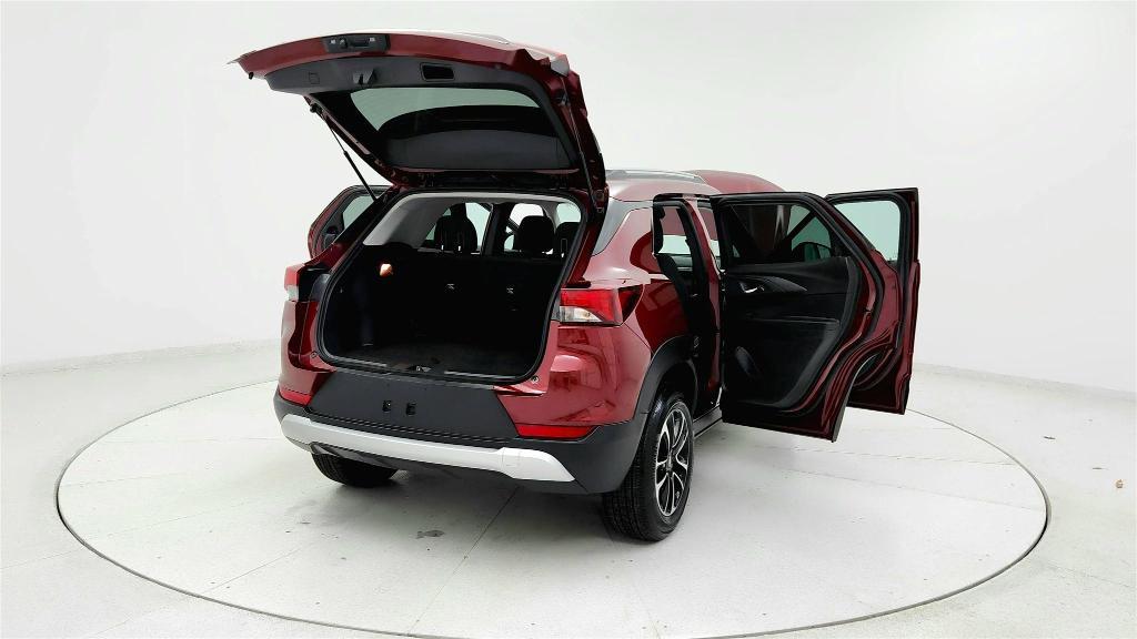 used 2025 Chevrolet TrailBlazer car, priced at $21,489