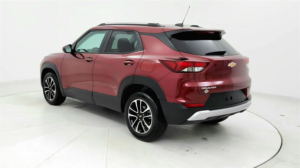 used 2025 Chevrolet TrailBlazer car, priced at $21,489