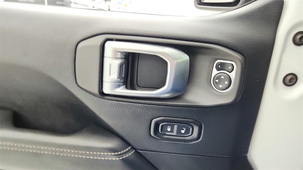 used 2018 Jeep Wrangler Unlimited car, priced at $25,994