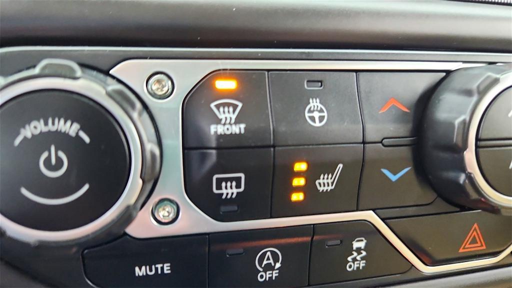 used 2018 Jeep Wrangler Unlimited car, priced at $25,994