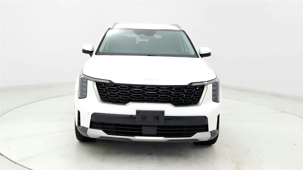used 2024 Kia Sorento car, priced at $31,997