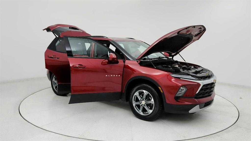 used 2024 Chevrolet Blazer car, priced at $28,250