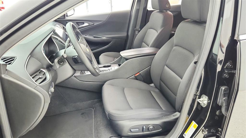 used 2025 Chevrolet Malibu car, priced at $18,999
