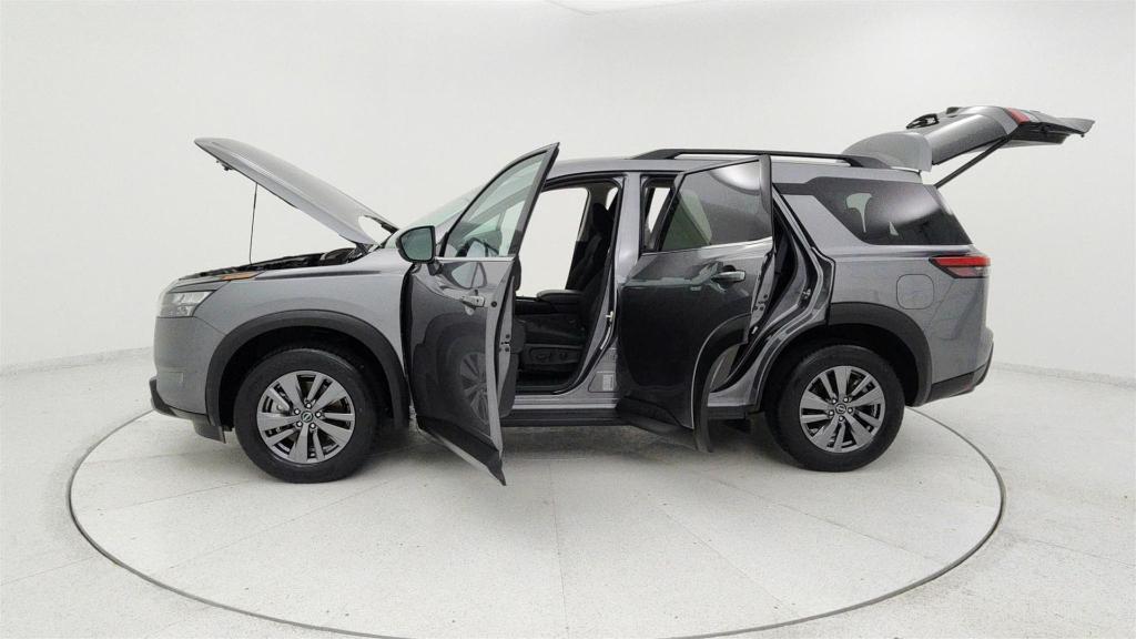 used 2025 Nissan Pathfinder car, priced at $30,205