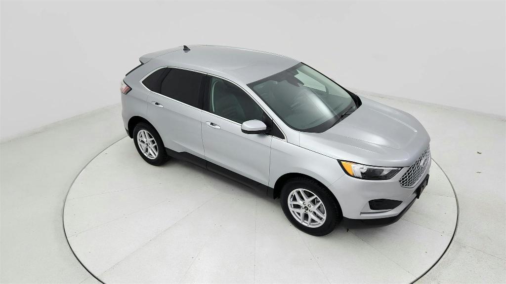 used 2024 Ford Edge car, priced at $21,996