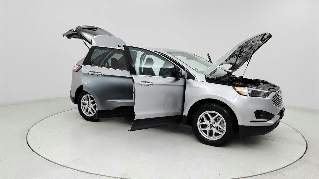 used 2024 Ford Edge car, priced at $21,996