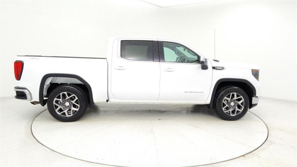 used 2024 GMC Sierra 1500 car, priced at $37,993