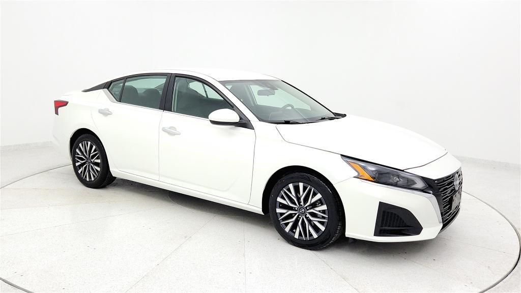 used 2023 Nissan Altima car, priced at $19,799
