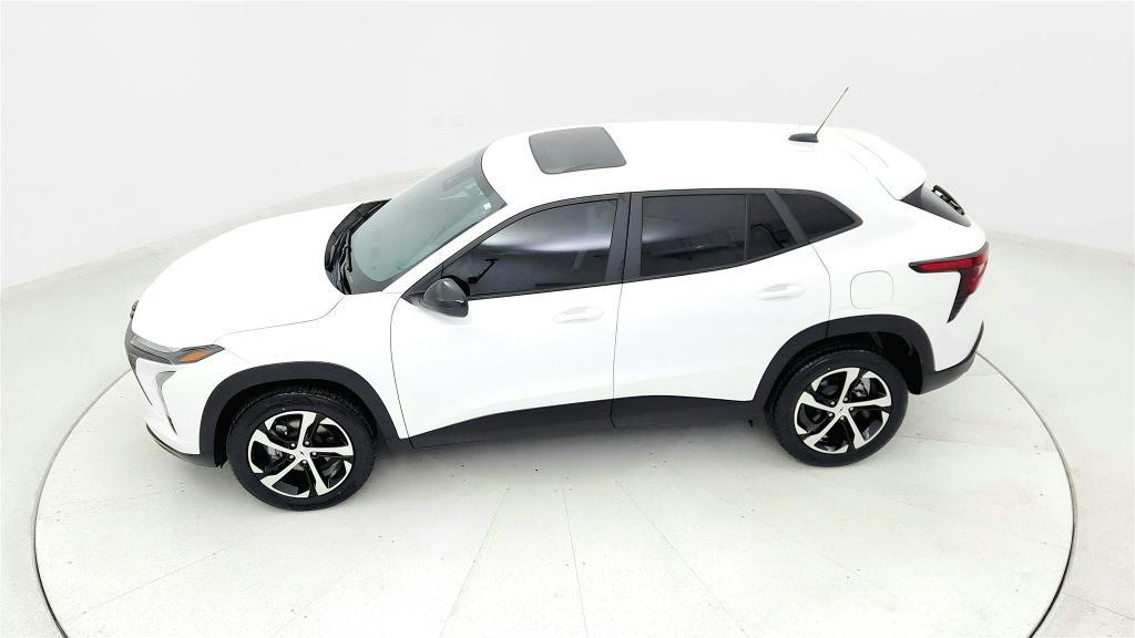 used 2024 Chevrolet Trax car, priced at $20,507