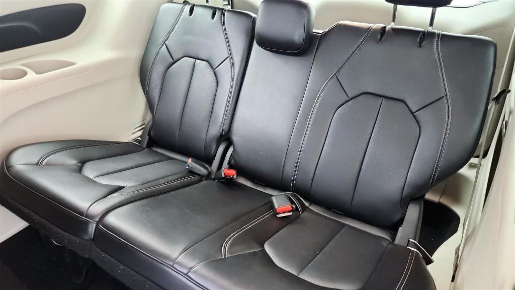 used 2024 Chrysler Pacifica car, priced at $26,975