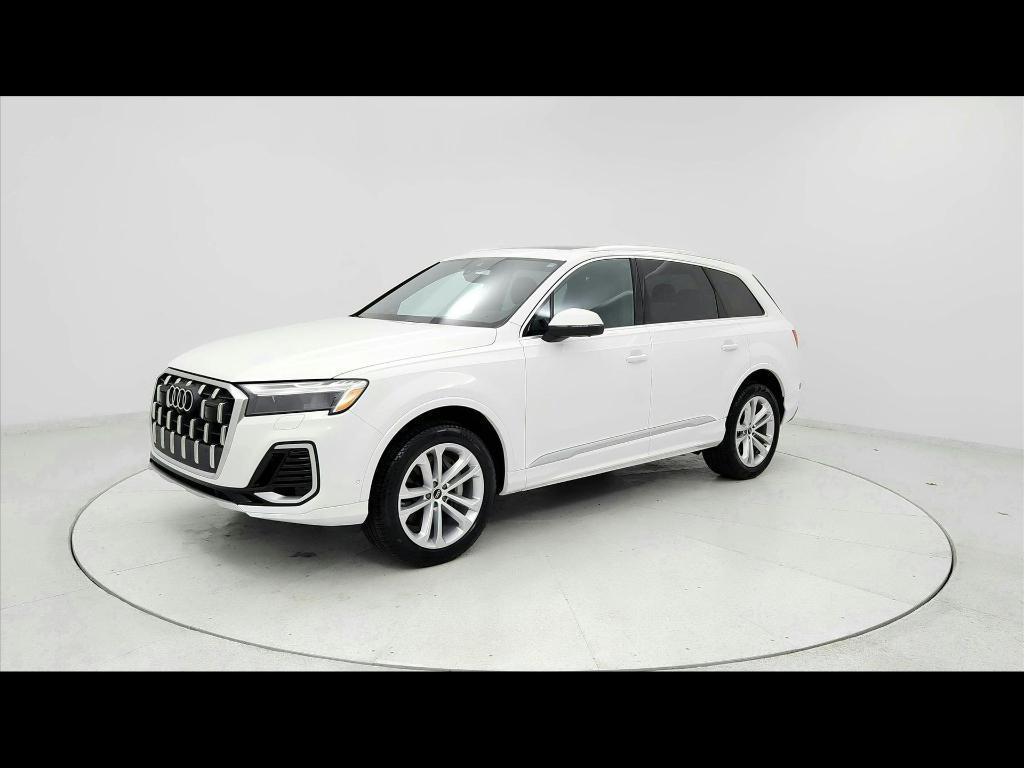 used 2025 Audi Q7 car, priced at $49,356